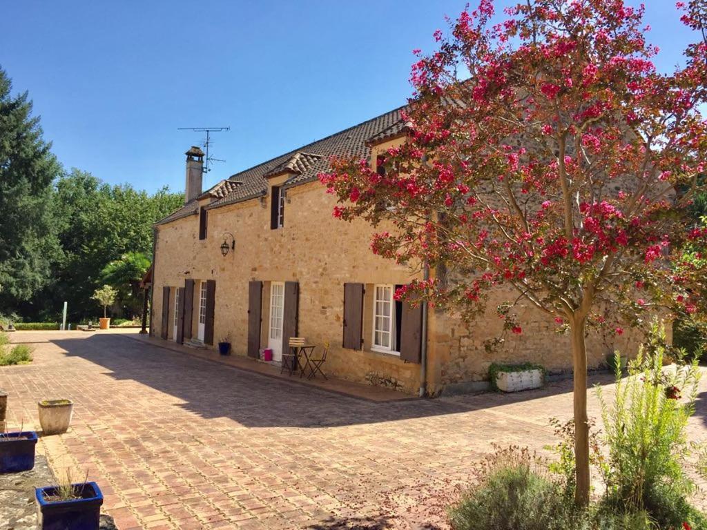 Gite Le Domaine Aubazen La Chapelle-Aubareil Luaran gambar